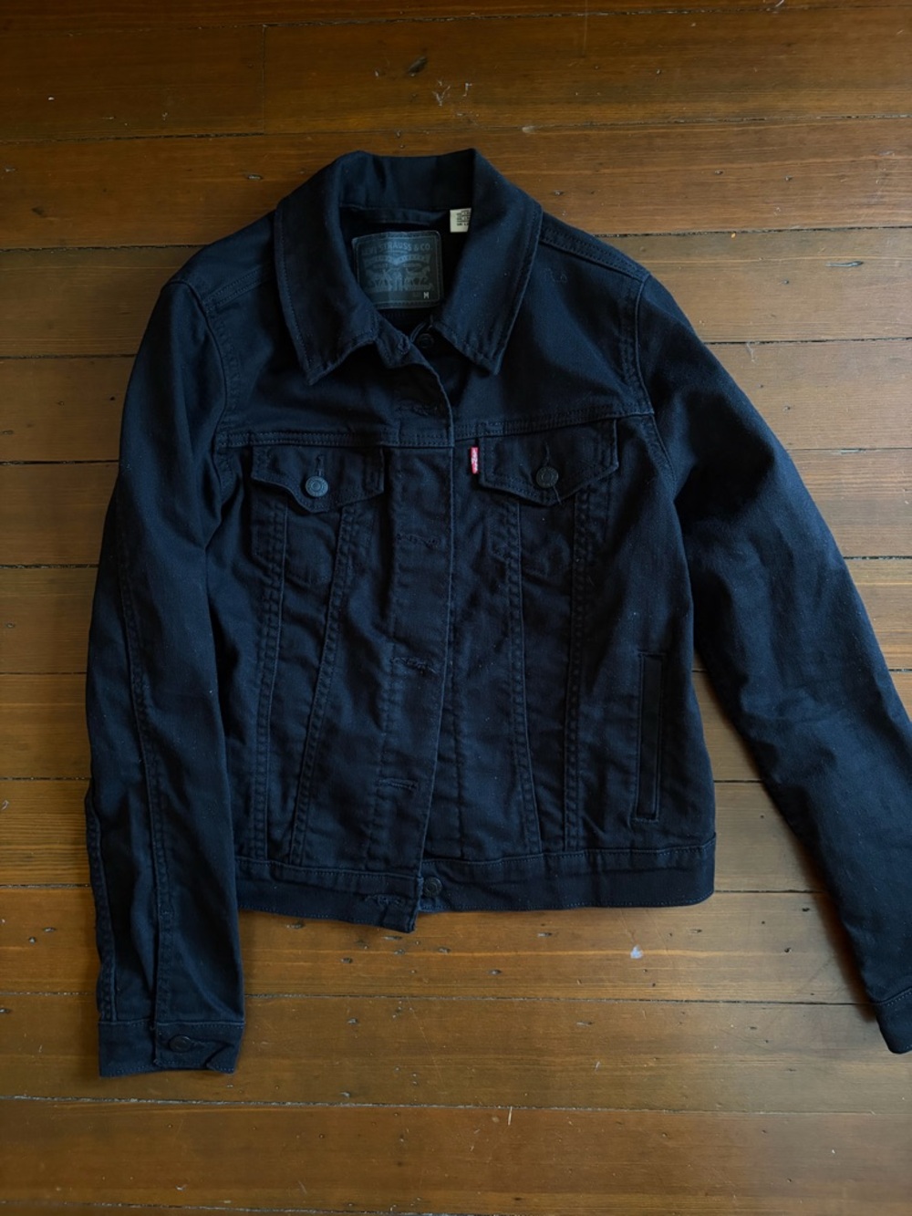 Levi's Black Denim Jacket 🖤